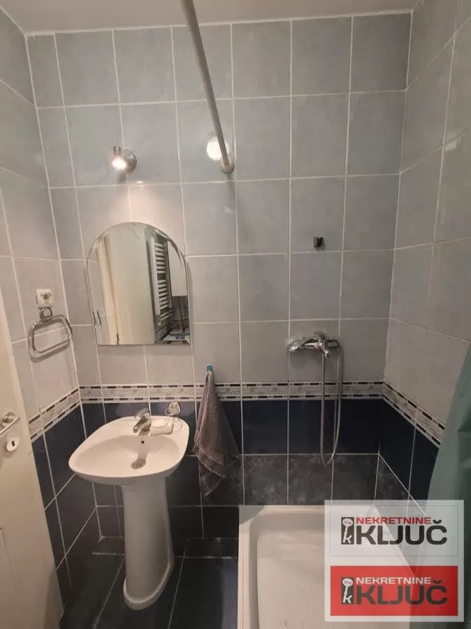 NOVA DETELINARA,25 m2 ,Garsonjera ,nameštena 5