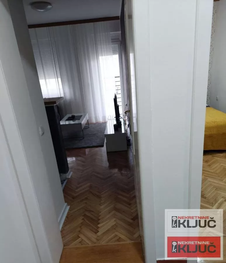 NOVA DETELINARA IZDAJE SE JEDNOIPOSOBAN NAMEŠTEN STAN 8