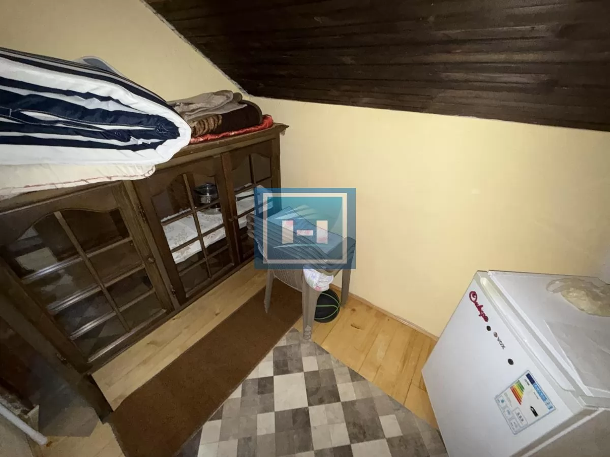 Povoljan stan za izdavanje – idealan za studente! 10