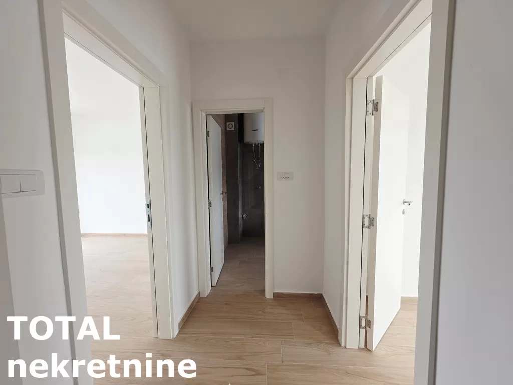 Stan,NOVI SAD,BULEVAR PATRIJARHA PAVLA,kv: 154.00, € 338800, ID: 1101671 19