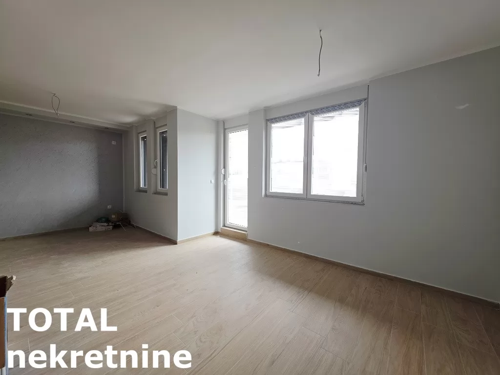 Stan,NOVI SAD,BULEVAR PATRIJARHA PAVLA,kv: 154.00, € 338800, ID: 1101671 4