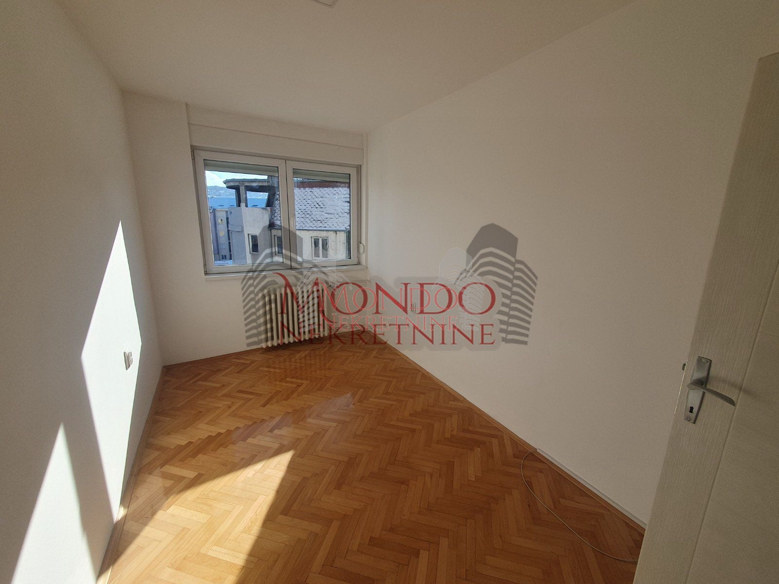  Troiposoban stan kod Pravnog fakulteta, CG, 86m2, Niš 6