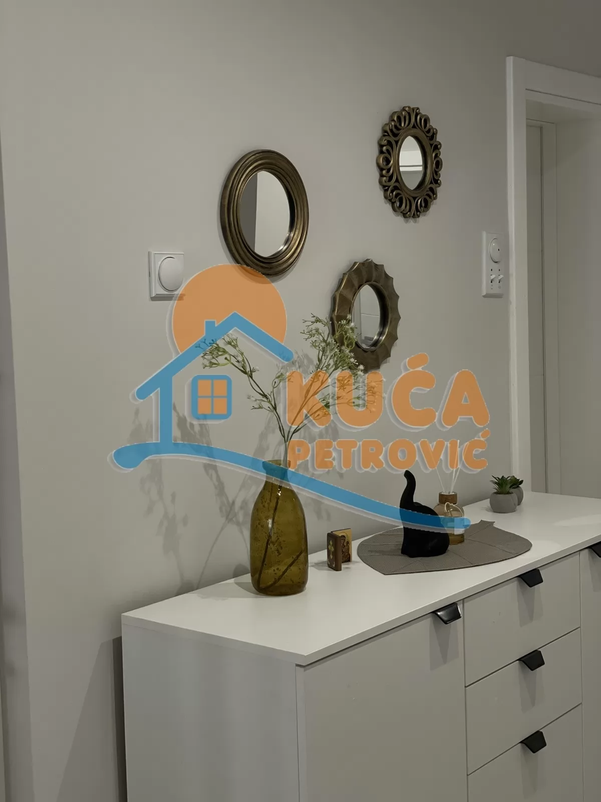 četvorosoban stan, 120 m2, Durlan, Đorđa Andrejevića Kuna ID: i-016619 15