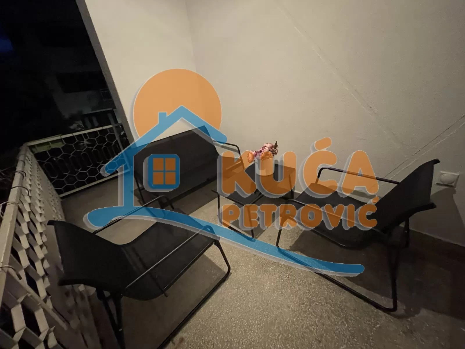 četvorosoban stan, 120 m2, Durlan, Đorđa Andrejevića Kuna ID: i-016619 18