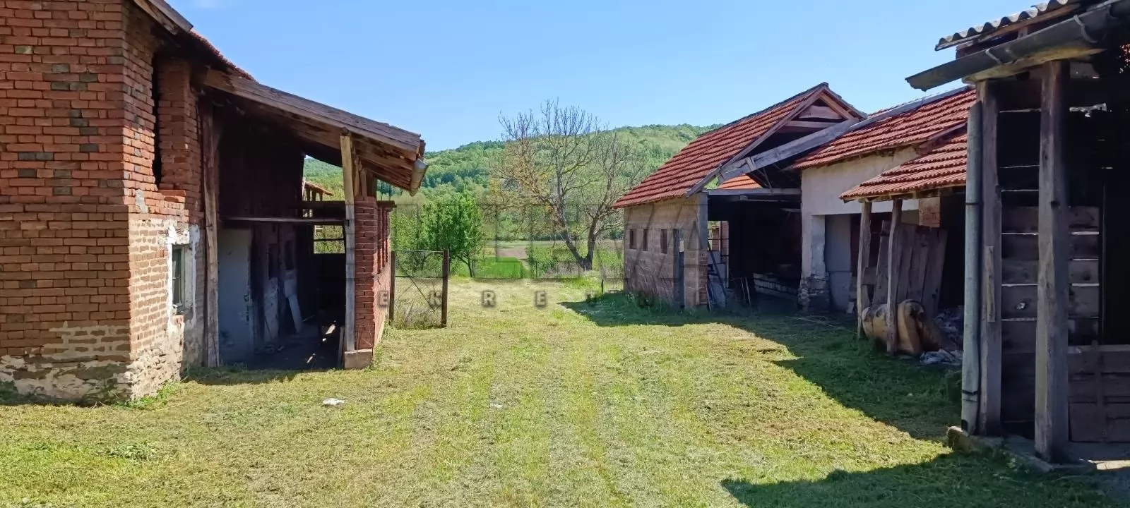 četvorosobna kuća, 180 m2, Gornje Brijanje, Gornje Brijanje ID: p-016661 6