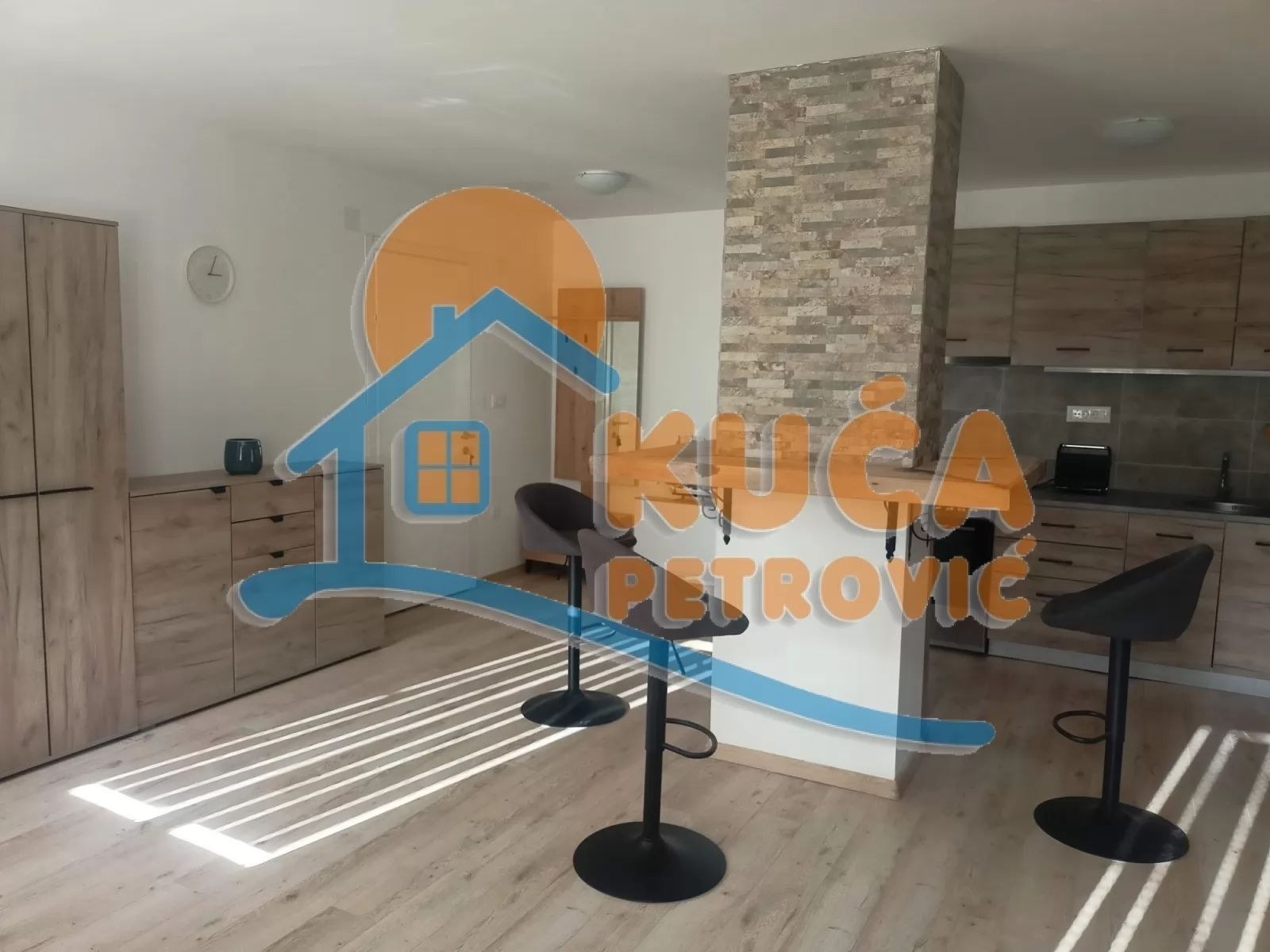 četvorosobna kuća, 250 m2, Palilula, Anastasa Jovanovića ID: i-016637 18