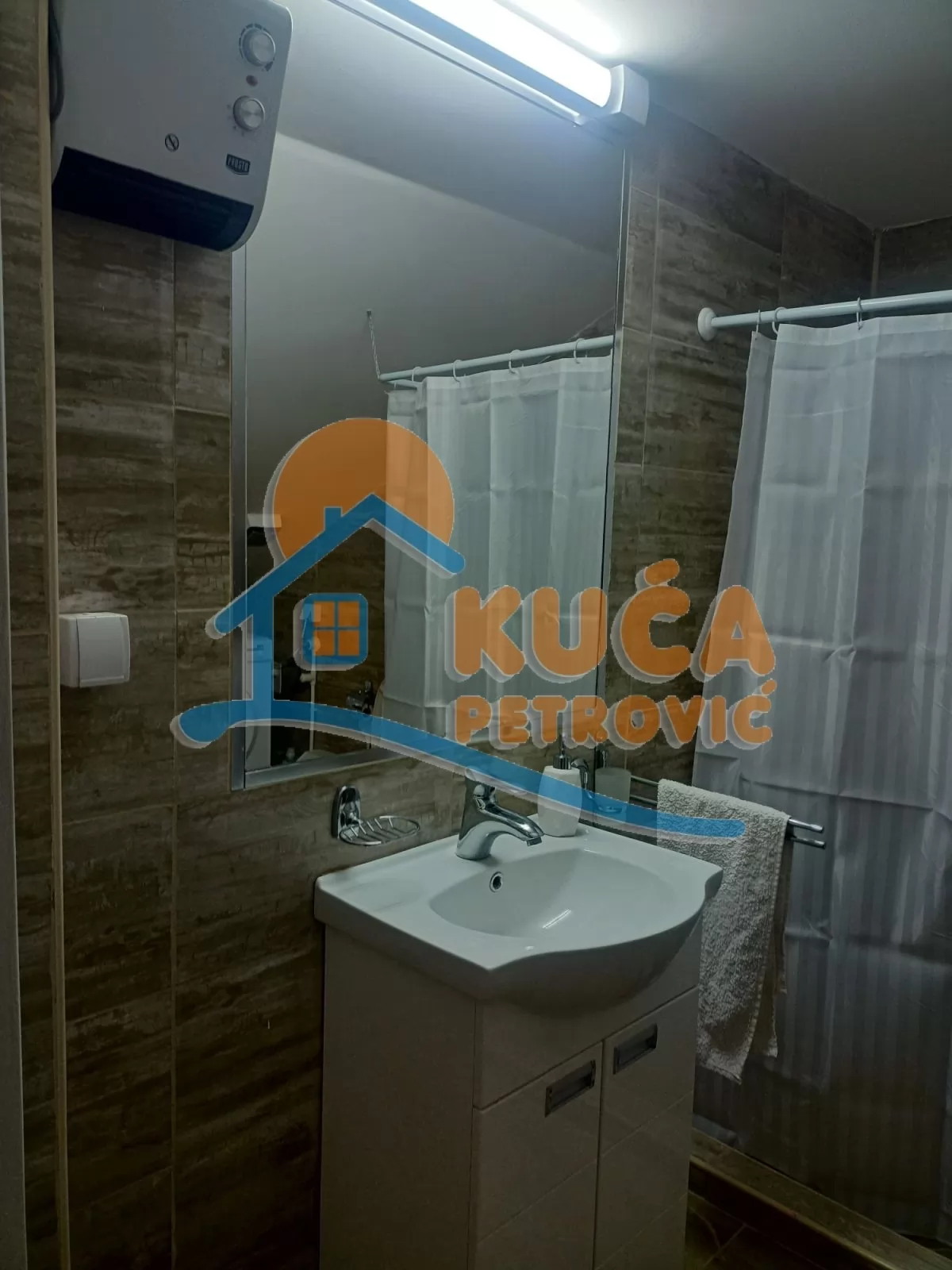 četvorosobna kuća, 250 m2, Palilula, Anastasa Jovanovića ID: i-016637 23
