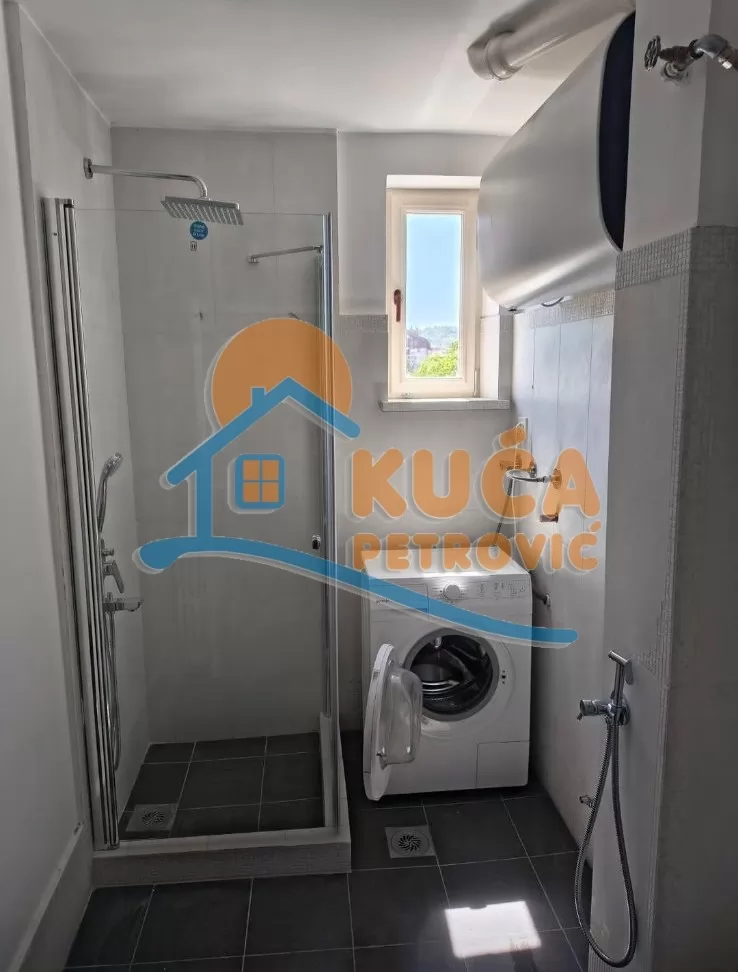 Dvosoban stan, 88 m2, Centar, Nade Tomić ID: i-016622 12