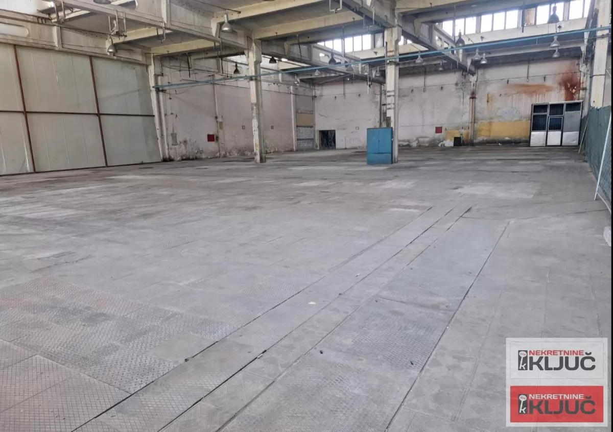 INDUSTRIJSKA ZONA IZDAJE SE VIŠENAMENSKA HALA 2