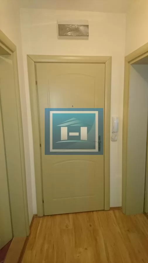 Izdaje se jednosoban stan kod Akva parka, odlična lokacija! 9