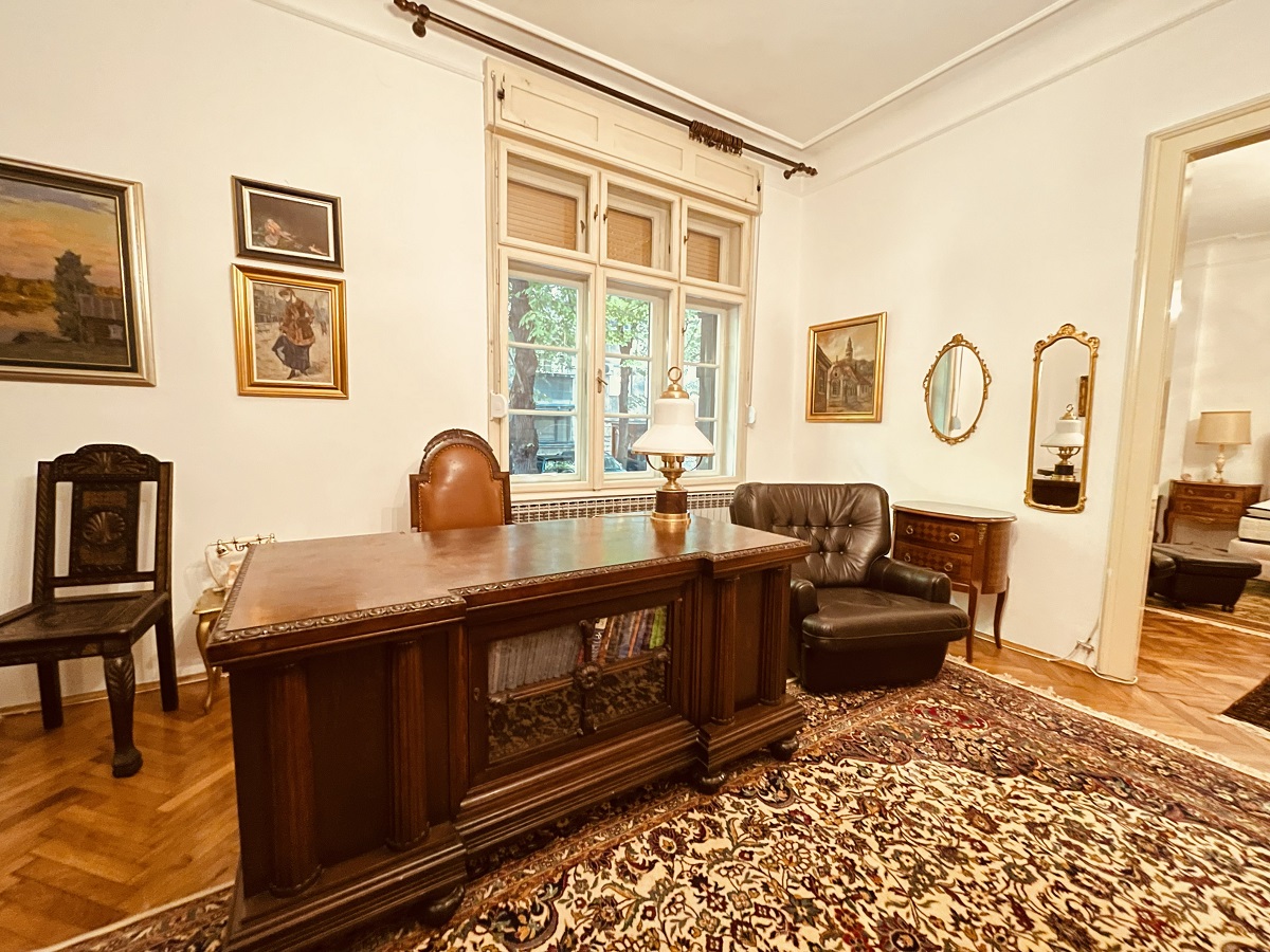 Renoviran 4 0 salonski stan u Palmotićevoj  139m2 2