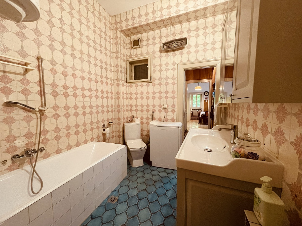 Renoviran 4 0 salonski stan u Palmotićevoj  139m2 5