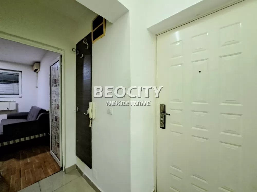 Jednosoban stan, 20 m2, Južni bulevar ID: 132859 12