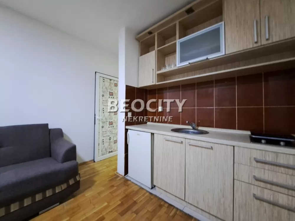 Jednosoban stan, 20 m2, Južni bulevar ID: 132859 6