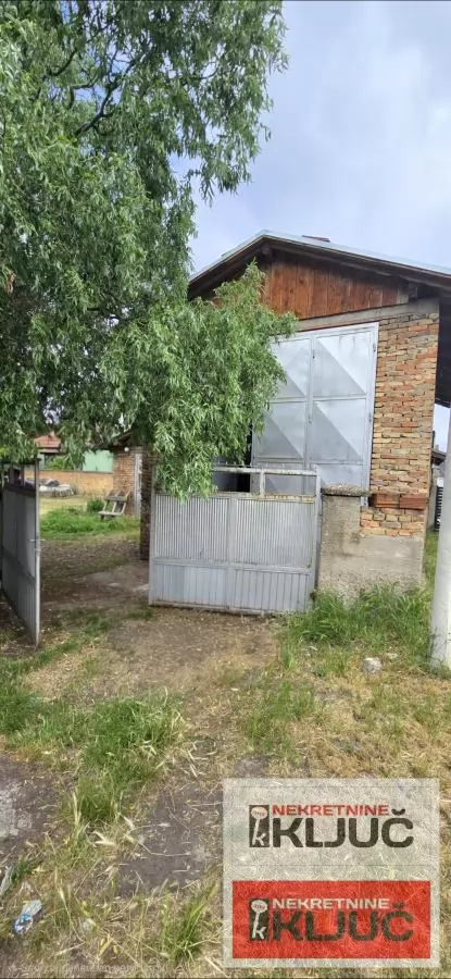 KLISA IZDAJU SE POSLOVNI PROSTORI 4