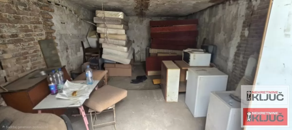 KLISA IZDAJU SE POSLOVNI PROSTORI 8