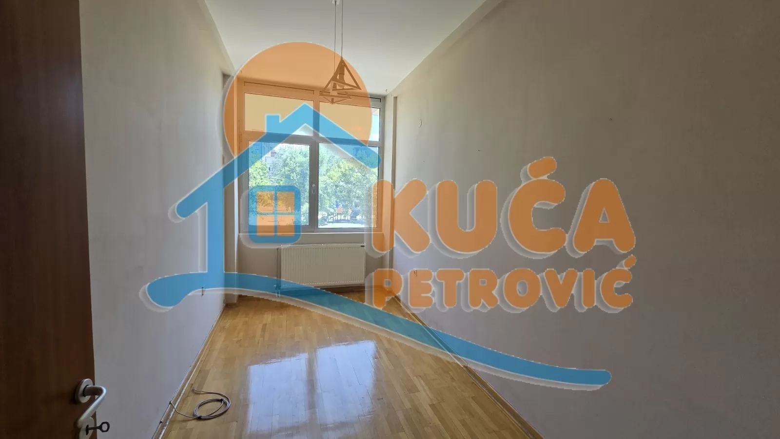 Lokal, 55 m2, Medijana, Trg kralja Aleksandra Ujedinitelja ID: i-016660 7