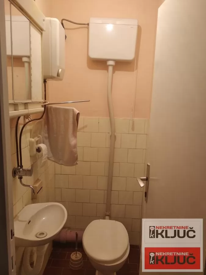 NOVO NASELJE IZDAJE SE JEDNOSOBAN NAMEŠTEN STAN 13