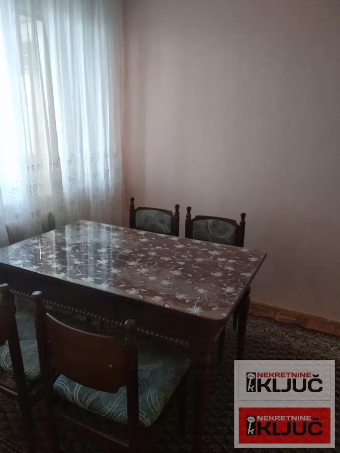 NOVO NASELJE IZDAJE SE JEDNOSOBAN NAMEŠTEN STAN 7