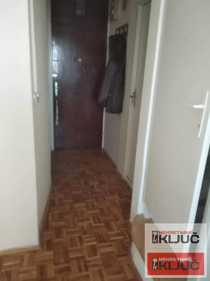 NOVO NASELJE IZDAJE SE JEDNOSOBAN NAMEŠTEN STAN 9