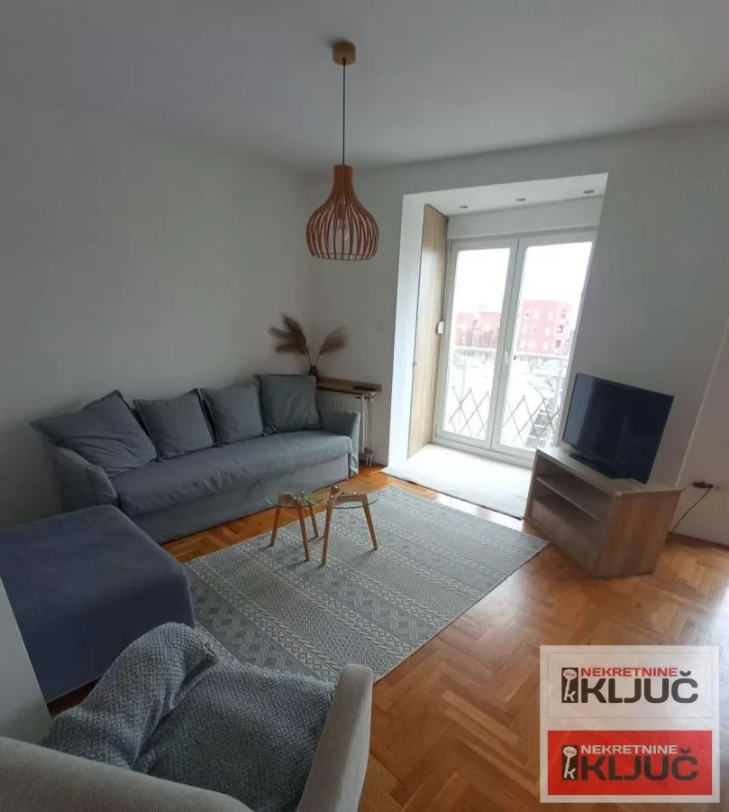 SOCIJALNO, 34m2, Jednosoban, Namešten 1