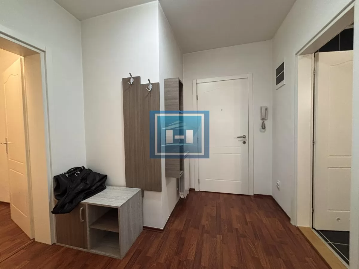 Stan koji osvaja izgledom, a zadržava funkcionalnošću – centar grada, 56m² 10