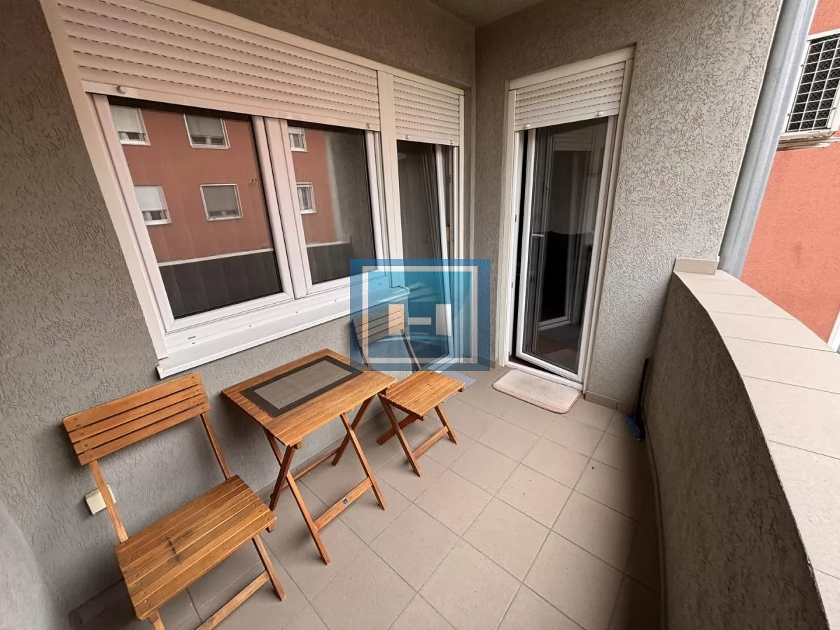 Stan koji osvaja izgledom, a zadržava funkcionalnošću – centar grada, 56m² 14