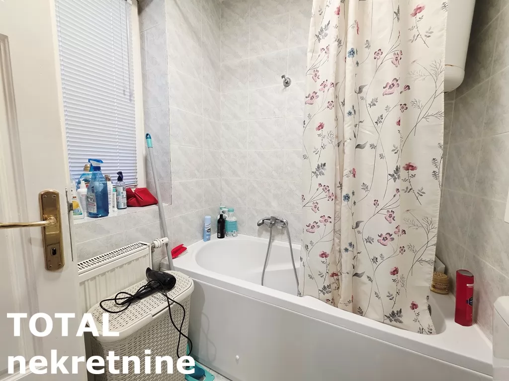Stan,NOVI SAD,CENTAR,kv: 42.00, € 132300, ID: 1102711 12