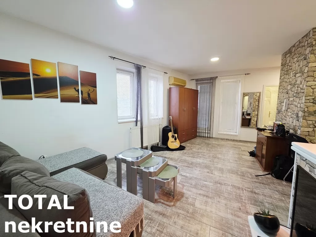 Stan,NOVI SAD,CENTAR,kv: 42.00, € 132300, ID: 1102711 5
