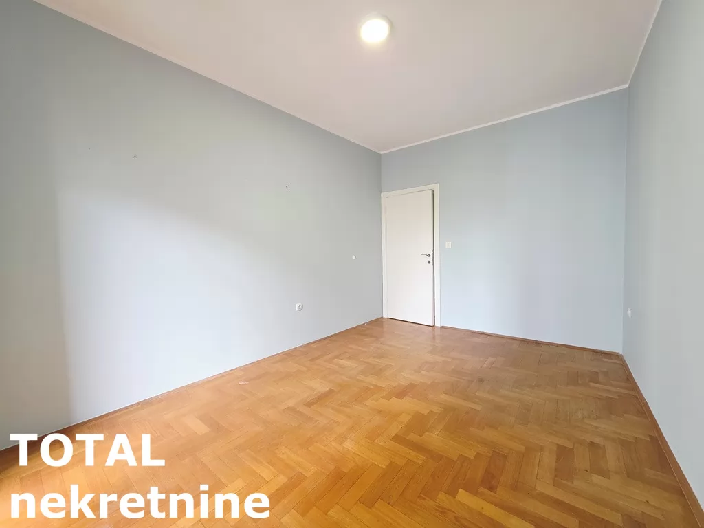 Stan,NOVI SAD,CENTAR,kv: 78.00, € 250000, ID: 1101838 10