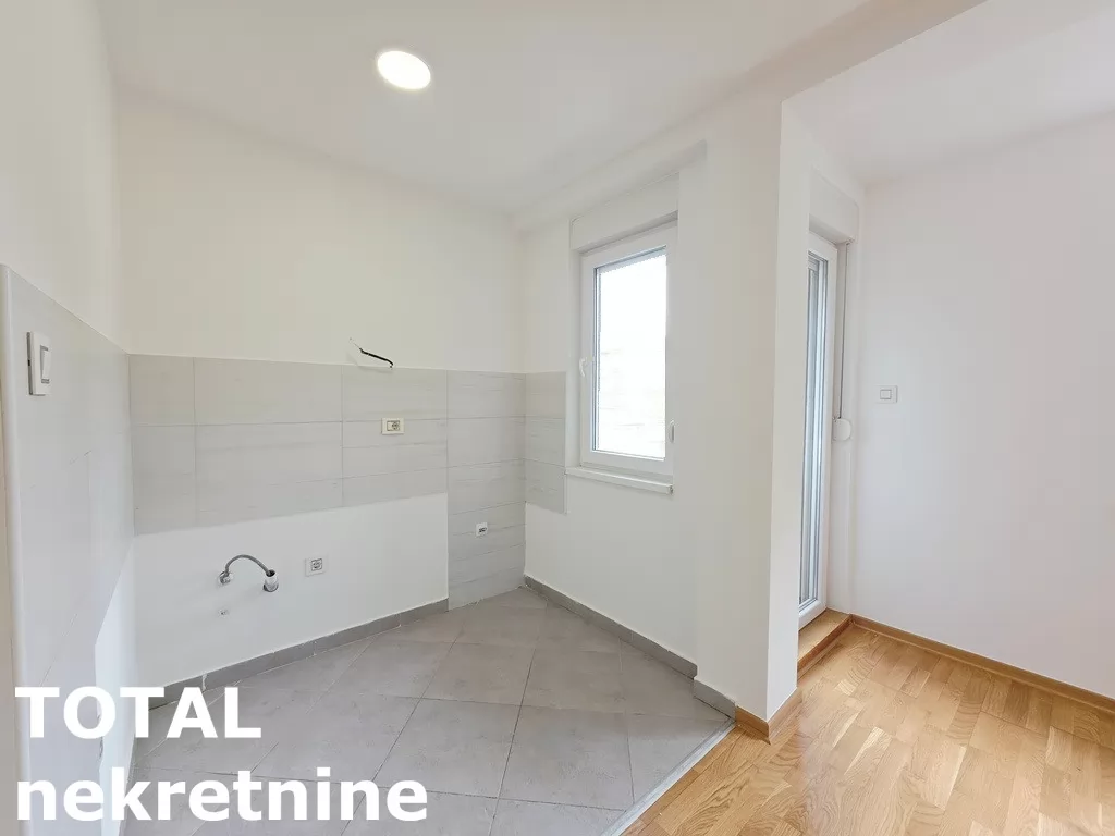 Stan,NOVI SAD,DETELINARA,kv: 40.00, € 126000, ID: 1102701 4