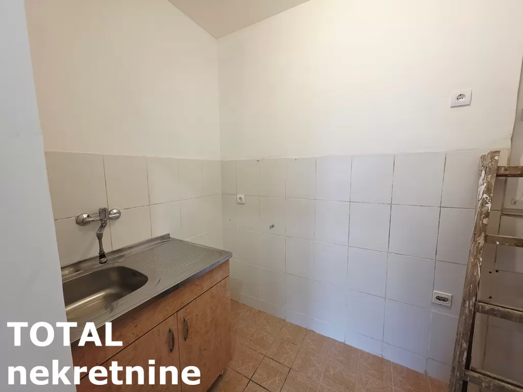 Stan,NOVI SAD,NOVA DETELINARA,kv: 37.00, € 118000, ID: 1102704 4