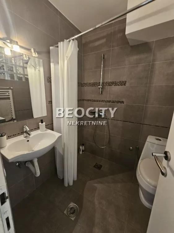 Trosoban stan, 73 m2, Blok 23, Bulevar Milutina Milankovića ID: 122611 10
