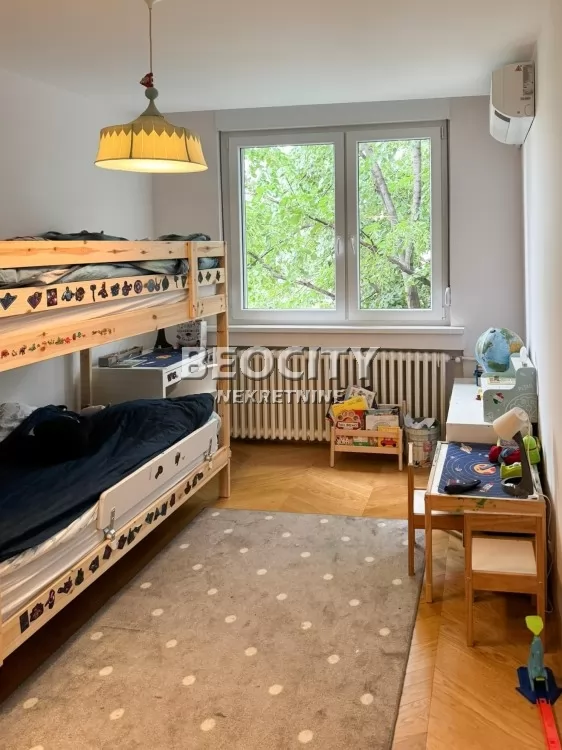 Trosoban stan, 75 m2, Vračar ID: 132881 12