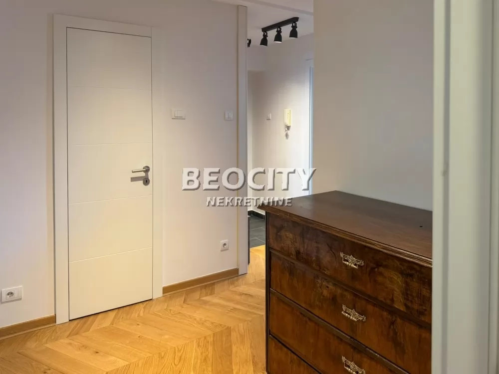 Trosoban stan, 75 m2, Vračar ID: 132881 8