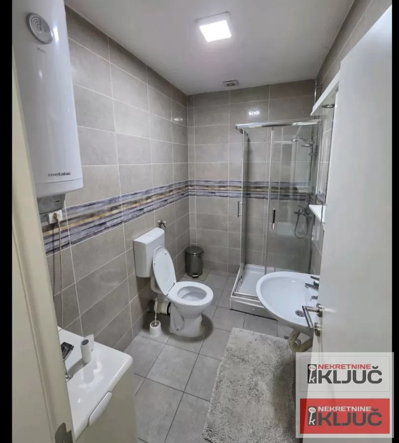 ADICE IZDAJE SE NAMEŠTENA GARSONJERA 4