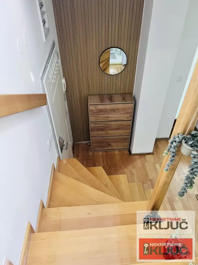 TRG MLADENACA, 42m2, Dvosoban-Duplex, Namešten 10