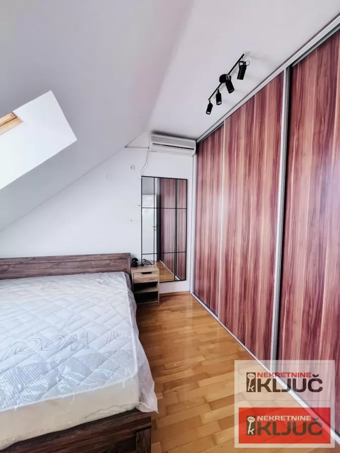 TRG MLADENACA, 42m2, Dvosoban-Duplex, Namešten 5