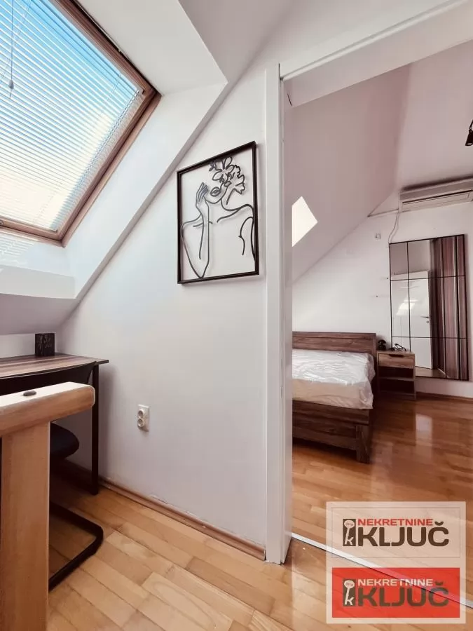 TRG MLADENACA, 42m2, Dvosoban-Duplex, Namešten 6