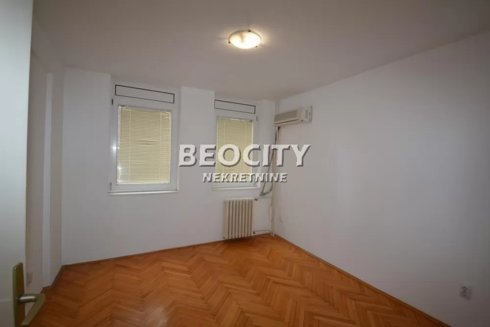 četvorosoban stan, 95 m2, Centar, Strahinjića Bana ID: 49200 10