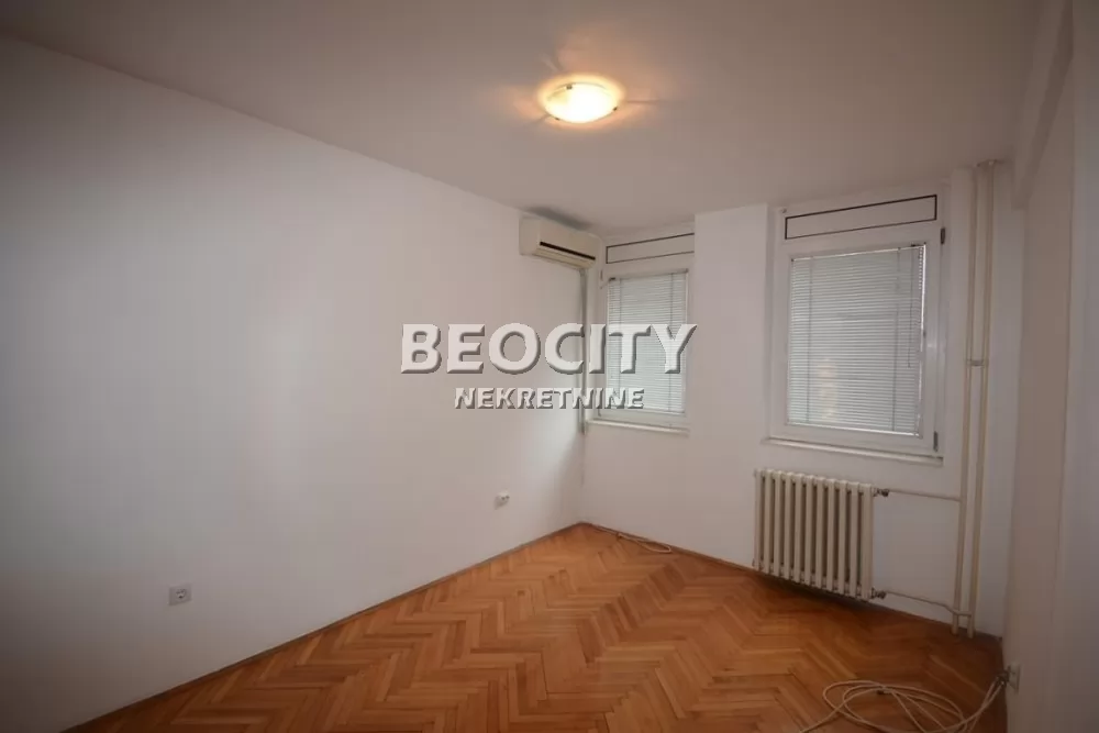 četvorosoban stan, 95 m2, Centar, Strahinjića Bana ID: 49200 11