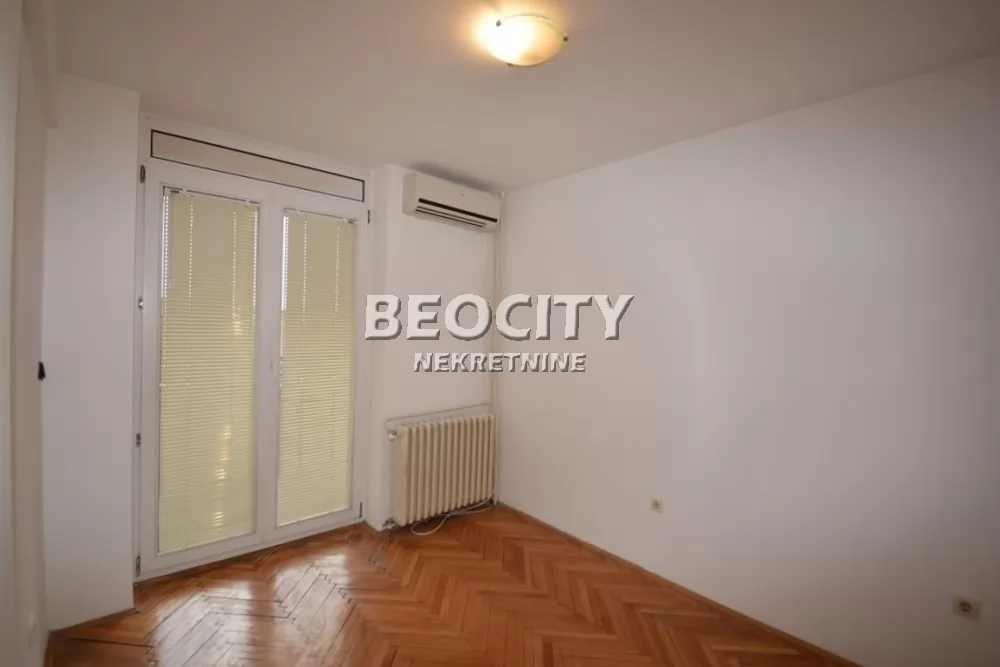 četvorosoban stan, 95 m2, Centar, Strahinjića Bana ID: 49200 13