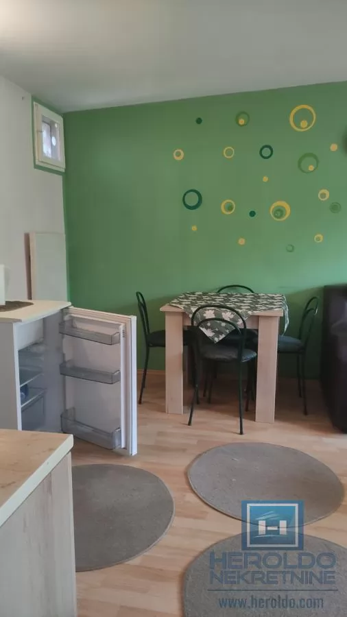 Garsonjera u centru Jagodine 2