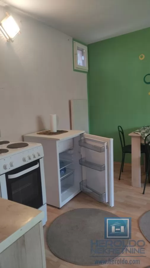 Garsonjera u centru Jagodine 5