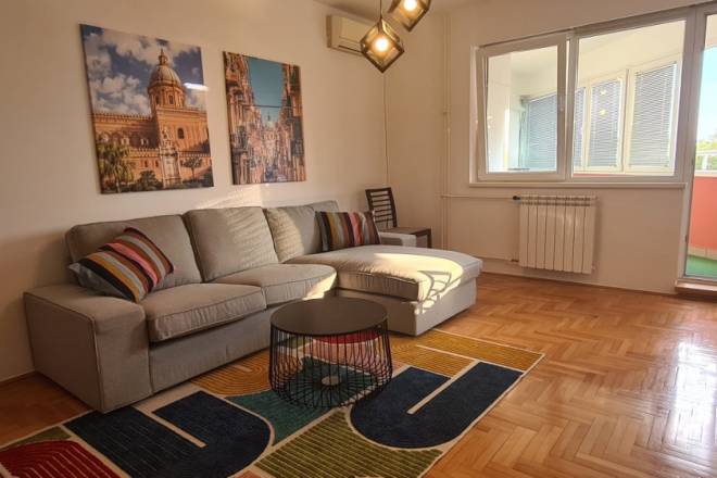 Izdajemo dvosoban stan na Bežanijskoj kosi  57m2 1
