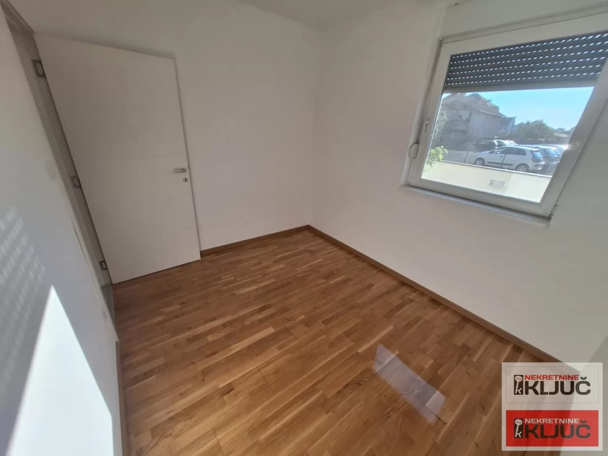 VETERNIČKA RAMPA, 74m2, Troiposoban, Novogradnja 13
