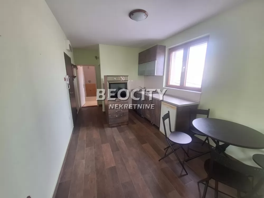 Dvosoban stan, 40 m2, Centar, Admirala Geprata ID: 132927 3