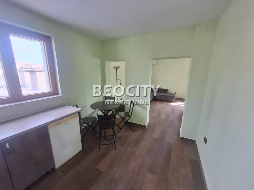 Dvosoban stan, 40 m2, Centar, Admirala Geprata ID: 132927 5