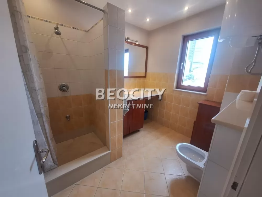 Dvosoban stan, 40 m2, Centar, Admirala Geprata ID: 132927 7