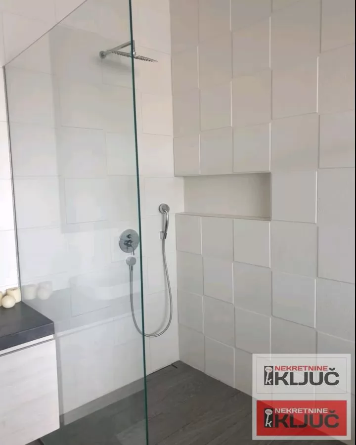 KOD MASTER CENTRA, 134m2 + terasa, Penthouse, Lux 16